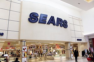 Sears Holdings stock has come under pressure again as the retail chain's revenue continues to tank. And the stock looks like it will keep dropping now. 