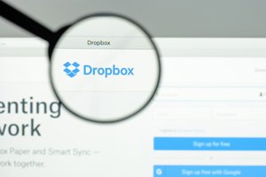 dropbox stock going public