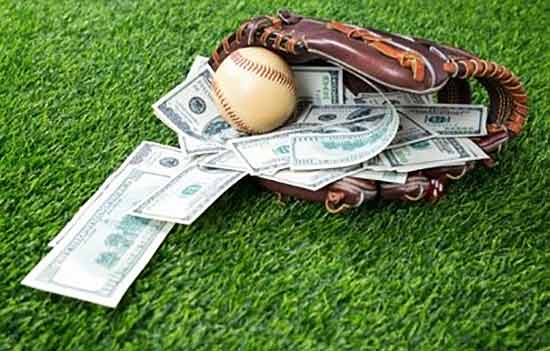 baseball mitt with money